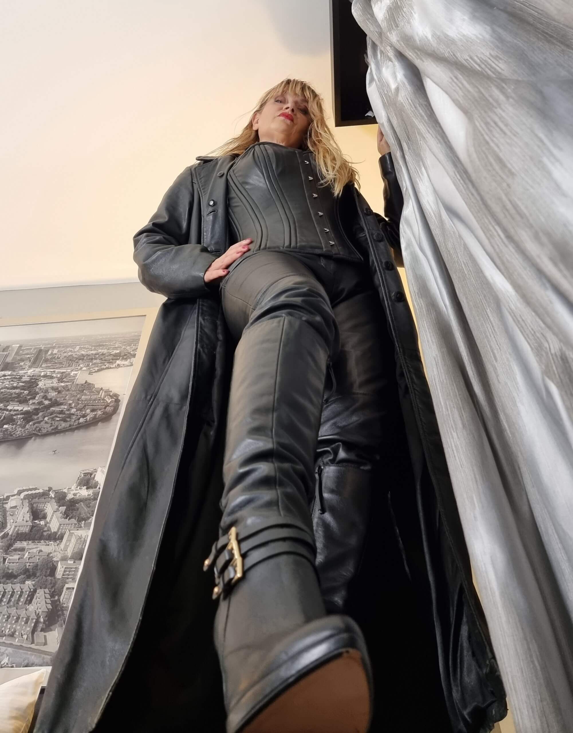 Leather Mistress Kent